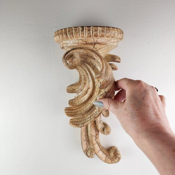 Italian Style Taupe Beige Resin Wall Brackets Pair Hollywood Regency - Picture 2 of 3